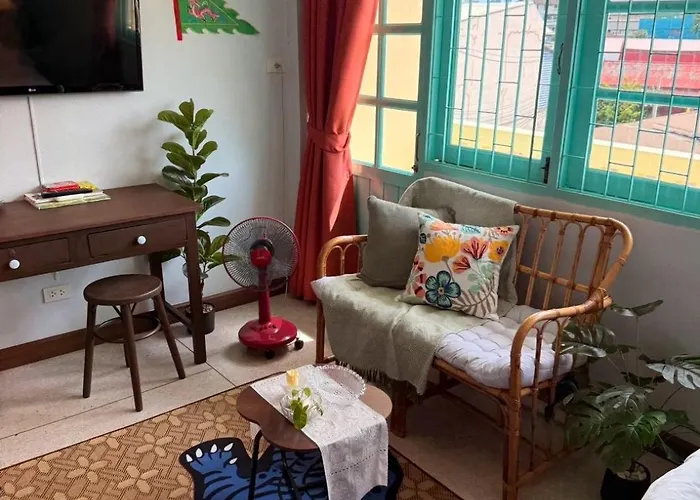 Baan Ah Kung *